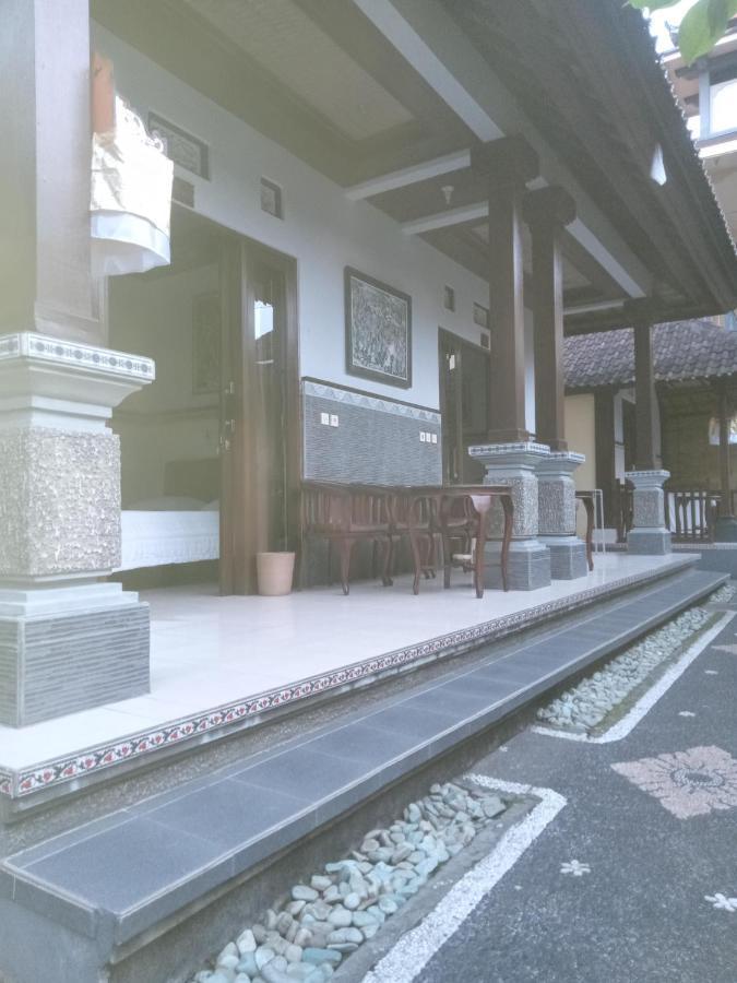 Dewi Antara Homestay Ubud  Luaran gambar